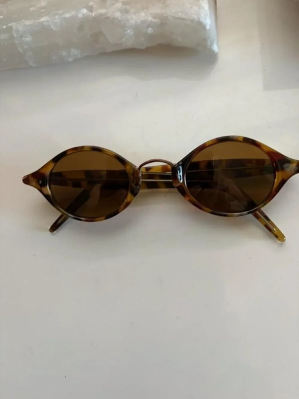 Vintage Liz Claiborne Sunglasses model 90052
